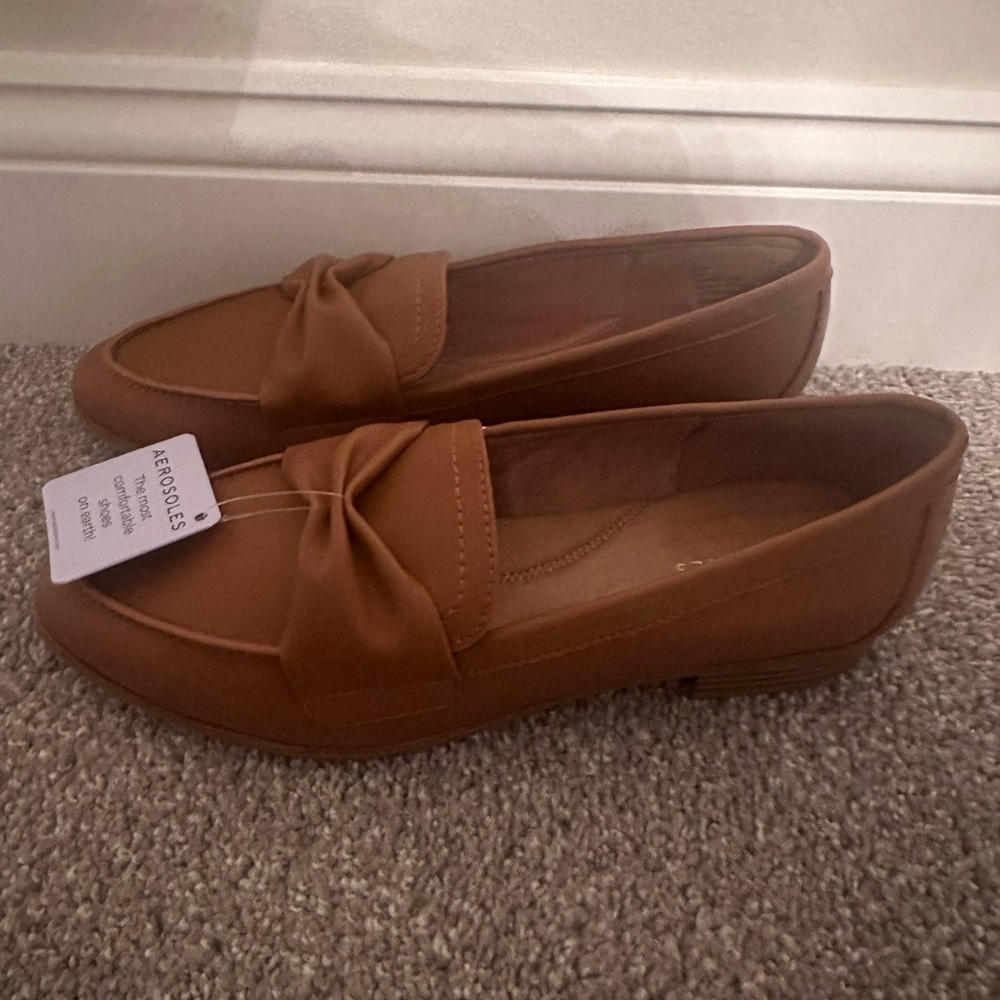 Aerosoles Women's Tan Loafers